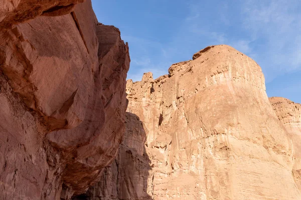 İsrail 'in güneyindeki Eilat kenti yakınlarındaki milli parktaki muhteşem manzara Timna