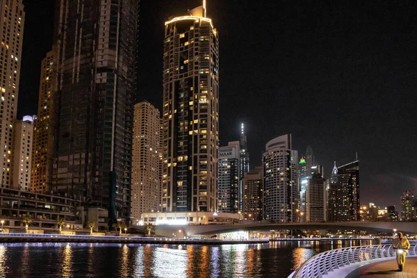 Dubai Emiratos Árabes Unidos Marzo 2023 Vista Nocturna Desde Paseo —  Fotos de Stock