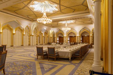 Abu Dabi, Birleşik Arap Emirlikleri, 19 Mart 2023: Birleşik Arap Emirlikleri, Abu Dabi şehrindeki Qasr Al Watan başkanlık sarayında yemek odası
