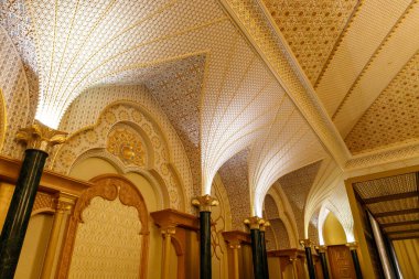 Abu Dabi, Birleşik Arap Emirlikleri, 19 Mart 2023: Birleşik Arap Emirlikleri, Abu Dabi şehrindeki başkanlık sarayının görkemli iç mimarisi
