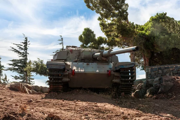 Ein Während Des Jom Kippur Krieges Zerstörter Israelischer Panzer Steht lizenzfreie Stockbilder