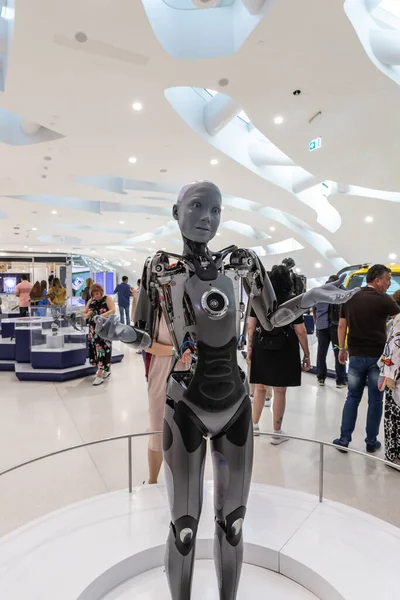 Dubaj Spojené Arabské Emiráty Března 2023 Mluvící Robot Android Výstavě Stock Fotografie