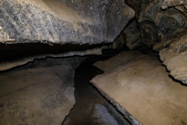 Güney İsrail 'deki Sodom Dağı' ndaki tuz mağarası.