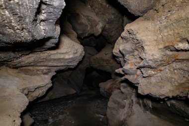Güney İsrail 'deki Sodom Dağı' ndaki tuz mağarası.