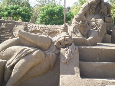 Antalya, Türkiye, 11 Ağustos 2007: Antalya Kum Figürleri Festivali 2007 'deki kum figürlerinden biri Arap masallarına dayanan Bin Bir Gece, Antalya, Türkiye