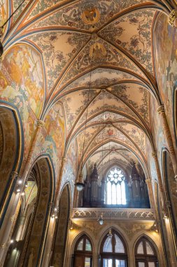 Prag, Çek Cumhuriyeti, 11 Mayıs 2024: Çek Cumhuriyeti 'nin Vysehrad ilçesindeki Aziz Peter ve Paul Bazilikası' nda dekoratif tavan