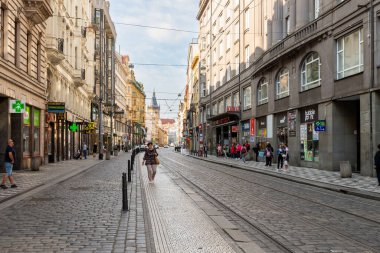 Prag, Çek Cumhuriyeti, 12 Mayıs 2024: Çek Cumhuriyeti 'nin Prag' ın eski kesimindeki Vodichkova Sgtreet üzerindeki eski bina