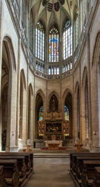 Kutna Hora, Çek Cumhuriyeti, 13 Mayıs 2024: Çek Cumhuriyeti 'nin Kutna Hora kentindeki St. Barbara Katedrali' nin ana sunağı