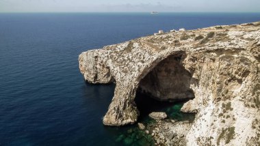 Mavi Grotto, Malta 'daki Akdeniz' in doğal harikası.