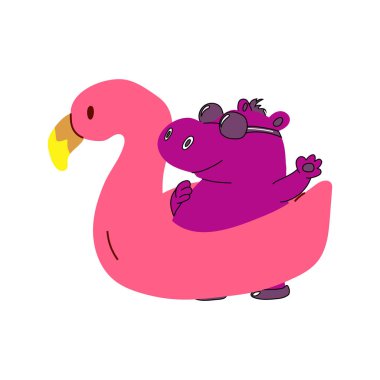 Plajda pembe şişme flamingo yüzüğünde yüzen neşeli mor bir su aygırı. Parlak renkler ve tropikal bir hava içeren eğlenceli ve kaprisli bir yaz konsepti.