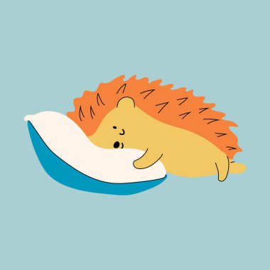 Yumuşak bir yastıkta huzur içinde uyuyan sevimli bir kirpi.