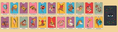 Modern soyut illüstrasyonlar, mistik sembolizm ve esrarengiz tasarım içeren renkli tarot kartları.