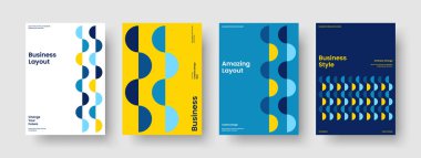 Soyut Sancak Tasarımı. Yaratıcı Flyer Şablonu. İzole Broşür Planı. Geçmişi. Rapor verin. İş sunumu. Poster. Kitap kapağı. Günlük. Katalog. Not defteri. Portföy. Reklamcılık