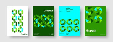 Geometrik Flyer Tasarımı. Modern Banner Şablonu. Soyut Rapor Düzeni. Kitap kapağı. Geçmişi. Broşür. Poster. İş sunumu. Günlük. Katalog. Broşür. Broşür. Not defteri. Reklamcılık