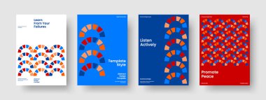 İzole Broşür Planı. Yaratıcı Flyer Şablonu. Geometrik Poster Tasarımı. İş sunumu. Geçmişi. Pankart. Kitap kapağı. Rapor verin. Not defteri. El ilanı. Haber bülteni. Broşür. Günlük. Katalog