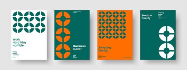 Geometrik Flyer Şablonu. Soyut Broşür Düzeni. İzole Arkaplan Tasarımı. Kitap kapağı. Pankart. İş sunumu. Rapor verin. Poster. Broşür. Broşür. Haber bülteni. El ilanı. Reklamcılık