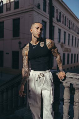 kentin yakışıklı adam