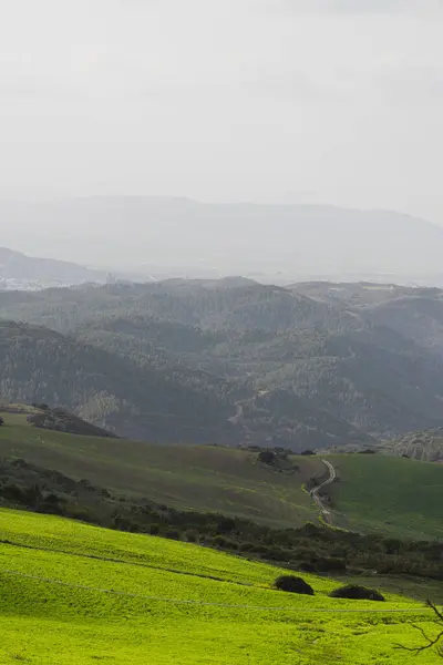 Dağlı güzel bir manzara.