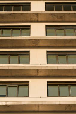 Pencereli modern bina