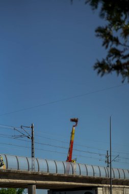 Riga, Letonya 'daki demiryolu köprüsü.