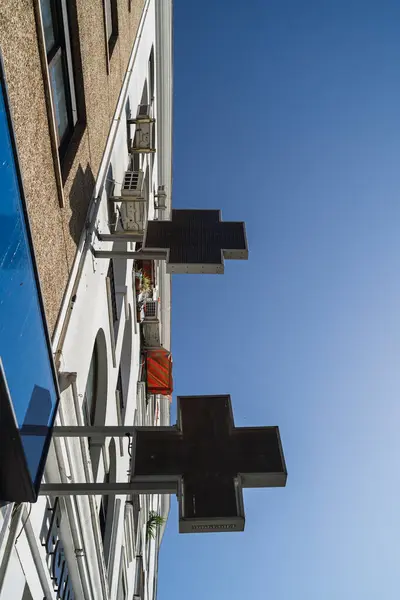 Evin çatısından manzara