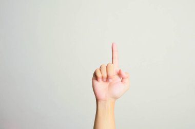 İşaret parmağı beyaz arka grubunda izole