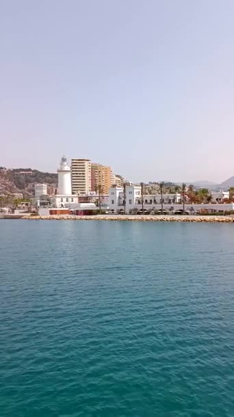 Widok Malagę Morza Można Zobaczyć Port Latarnię Morską Miasta Błękitnym — Wideo stockowe