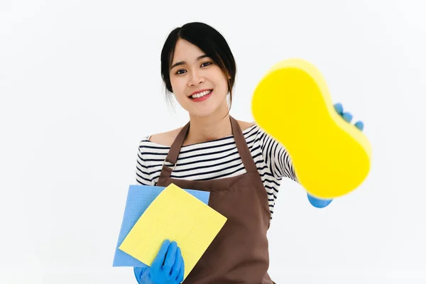 Haushälterin Mit Gelbem Schwamm Der Hand Frau Mit Weißem Shirt — Stockfoto