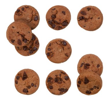 Beyaz arka planda izole edilmiş çikolatalı kurabiyenin üst görüntüsü. Mutlu Noeller..