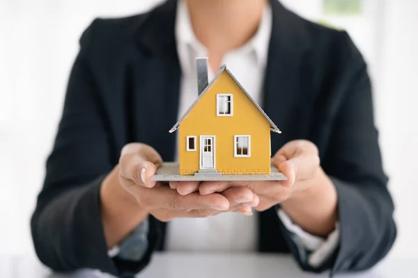 Professional Female Realtor Broker Holding House Model Hands Proposing Renovated — Stock Photo, Image
