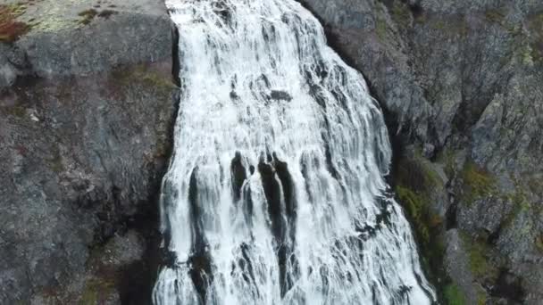 水の背景 アイスランドのDynjandi滝 純粋な水と環境に優しいエリア 空中自然景観 高品質4K映像 — ストック動画