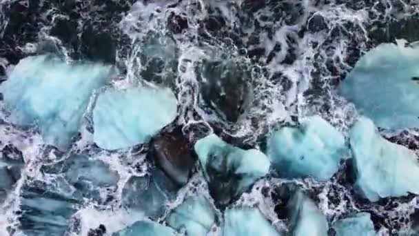 Ledovce Černé Sopečné Pláži Kus Ledu Diamond Beach Island Koncept — Stock video