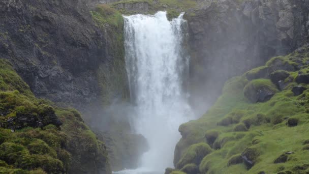 Wasserfall Dynjandi Island Riesige Wasserfälle Den Bergen Wunderschöne Naturlandschaft Hochwertiges — Stockvideo