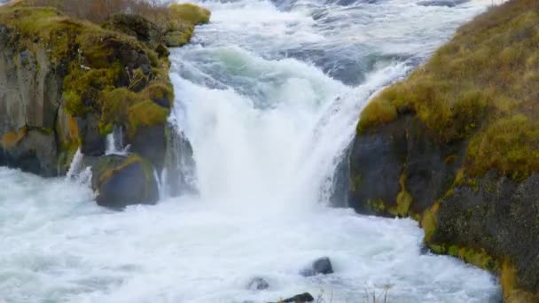 Wodospad Wschodzie Słońca Lodowiec Górski Islandii Piękny Krajobraz Czystej Przyrody — Wideo stockowe