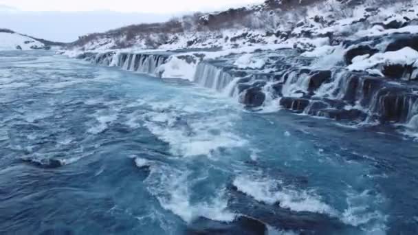 Hraunfossar Famous Waterfall Iceland Snowy Ice Mountain River Winter Magical — Stok video