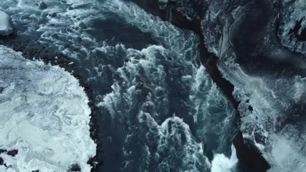 Fluss Riesigen Canyon Gefrorene Winterlandschaft Mit Schnee Und Eis Aus — Stockvideo