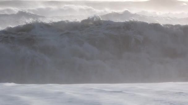 Krachtige Ocean Wave Storm Atlantische Oceaan Fabelachtig Zeegetij Zonnige Dag — Stockvideo