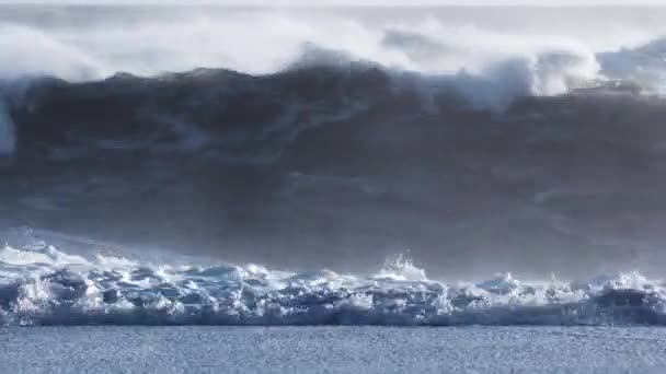 Potężna Fala Oceaniczna Burza Oceanie Atlantyckim Wspaniały Przypływ Morza Słoneczny — Wideo stockowe