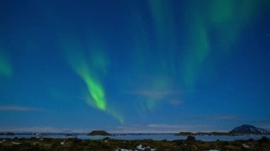 Aurora Borealis, İzlanda 'daki Kuzey Işıkları, Myvatn Gölü Gecesi Zaman Hızı, Astronomik Fenomen, Güneş Rüzgarı, Dünya Elektromanyetik Alanı
