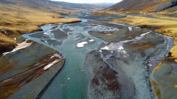Río Con Agua Pura Glaciares Azules Islandia Pintoresco Campo Norte — Vídeos de Stock