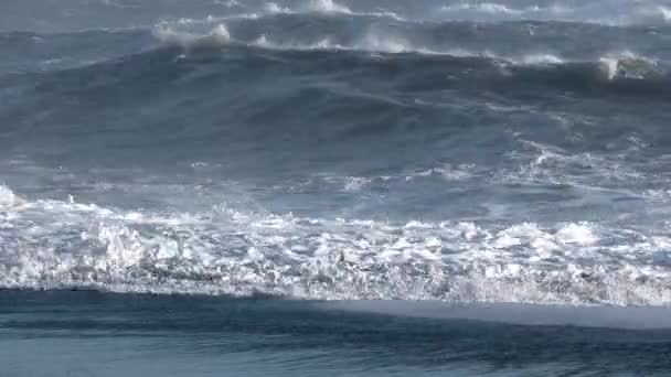 Potężna Fala Oceaniczna Burza Oceanie Atlantyckim Wspaniały Przypływ Morza Słoneczny — Wideo stockowe