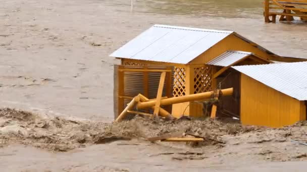 Overstromingen Overstromingen Overstroomde Huizen Rivier Overstroomt Ecologische Ramp Aardopwarmingsprobleem — Stockvideo