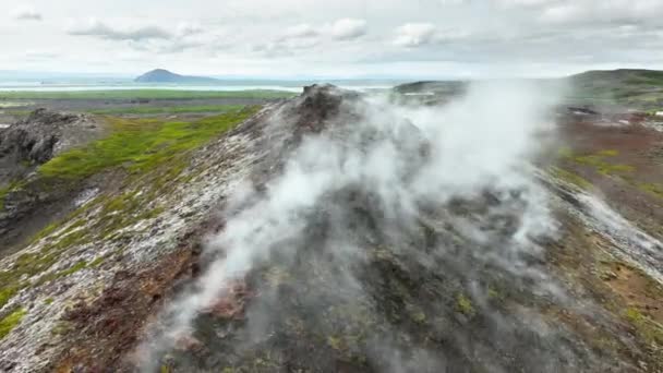 Geothermische Gebied Buurt Van Het Meer Myvatn Smoky Hill Nature — Stockvideo