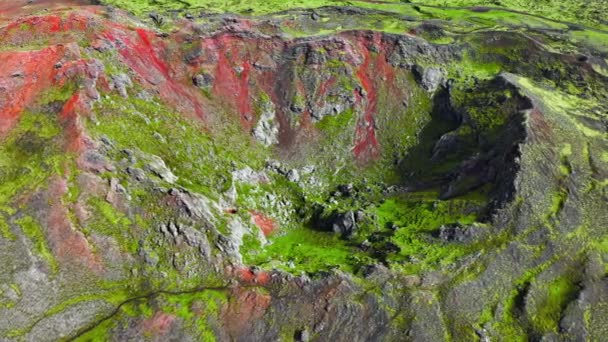 Paisaje Volcanes Extintos Montaña Volcánica Cubierta Musgo Principios Primavera Naturaleza — Vídeos de Stock
