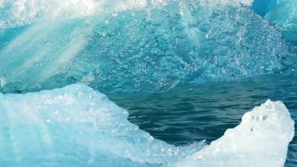 Pure Blue Ice Arctic Icebergs Breakaway Glacier Iceland Crystal Clear — Stockvideo