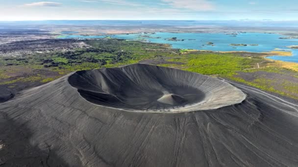 Volcán Inactivo Norte Islandia Vista Aérea Cinematográfica Paisaje Del Cráter — Vídeos de Stock