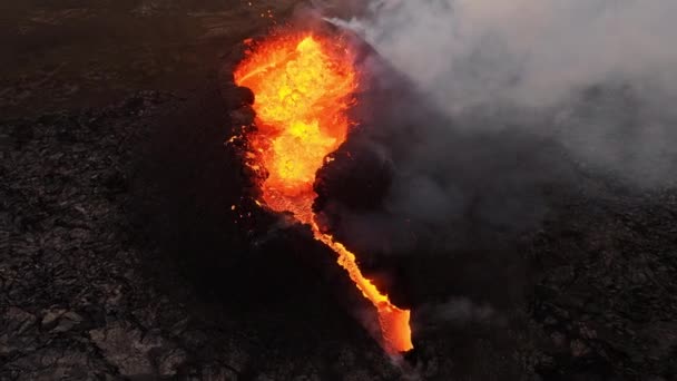 Éruption Volcan Éruption Lave Brûlante Rouge Sol Islande Survol Cratère — Video