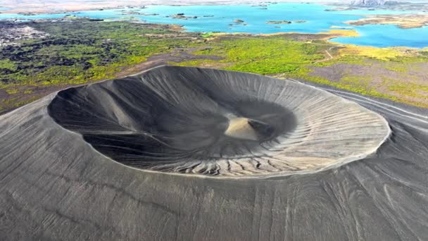 Volcán Inactivo Norte Islandia Vista Aérea Cinematográfica Paisaje Del Cráter — Vídeos de Stock