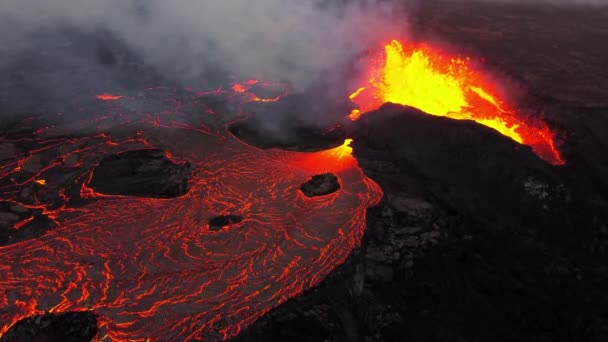Erupción Del Volcán Erupción Lava Ardiente Rojo Del Suelo Islandia — Vídeo de stock
