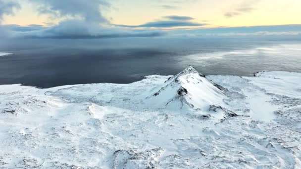 Snowy Pasmo Górskie Widok Lotu Ptaka Krajobraz Natury Islandii Śnieg — Wideo stockowe